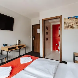 Boogie Deluxe Old Town *** Breslavia