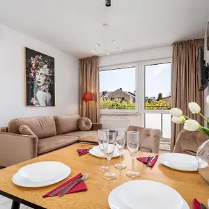 https://pileckiego-residence.warsawhotelspoland.com