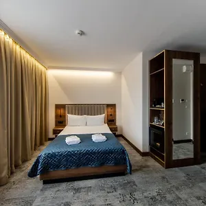 https://sleepfly-okecie.warsawhotelspoland.com